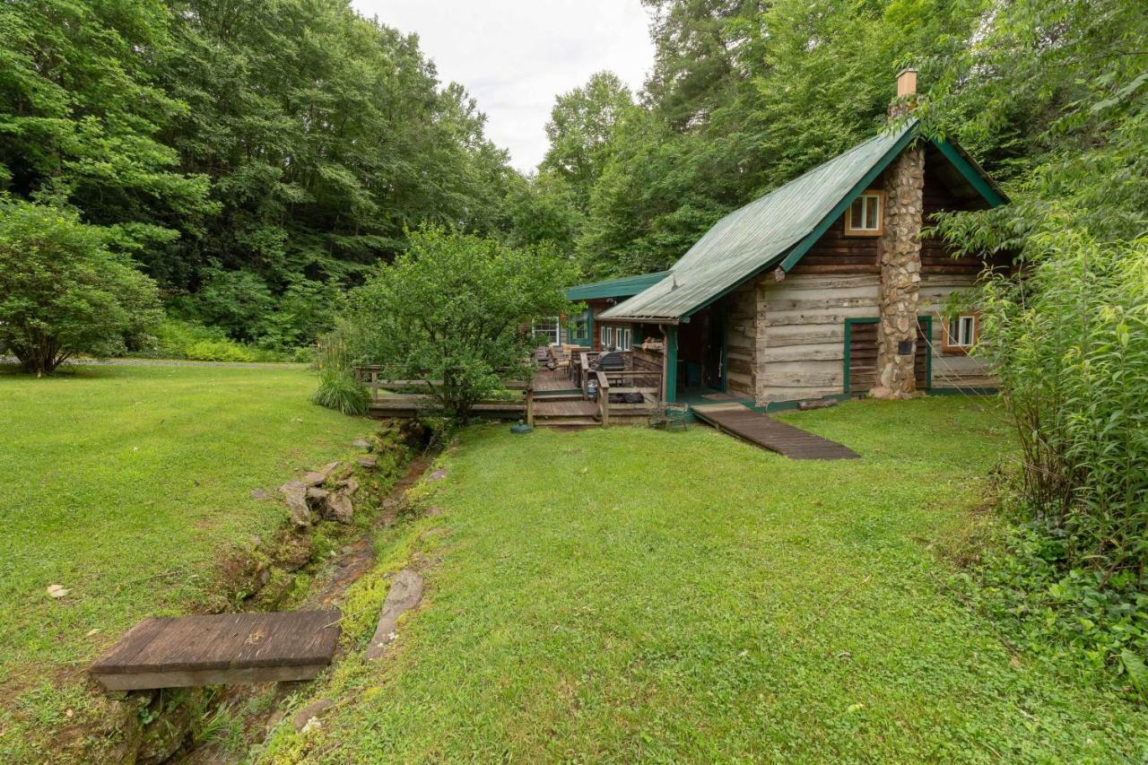 1 Bed 1 Bath Vacation Home In Sylva Exterior photo